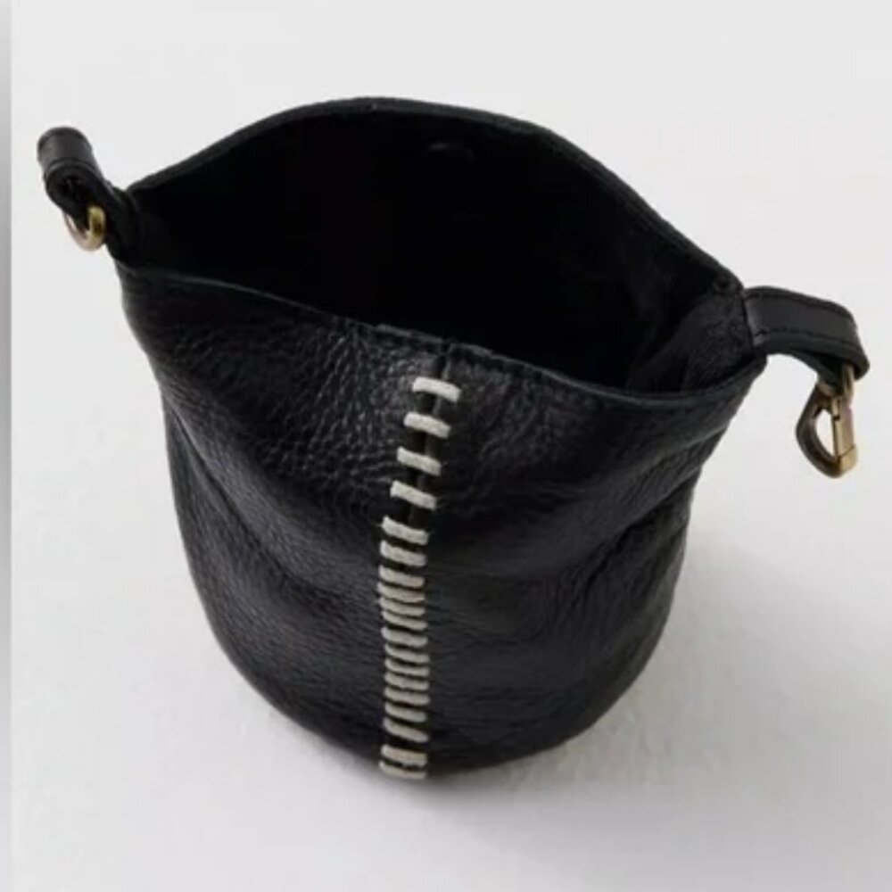 NWOT Free People Roll Top Mini Clip Bag - Picture 4 of 4